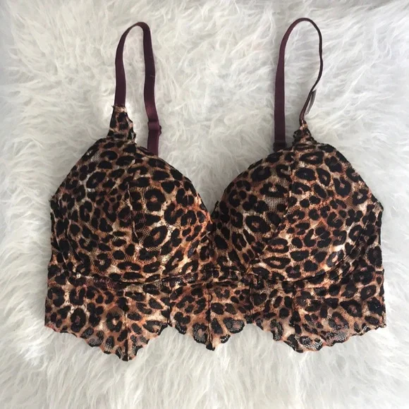 NWT! PINK Victoria’s Secret bra - Picture 2 of 6